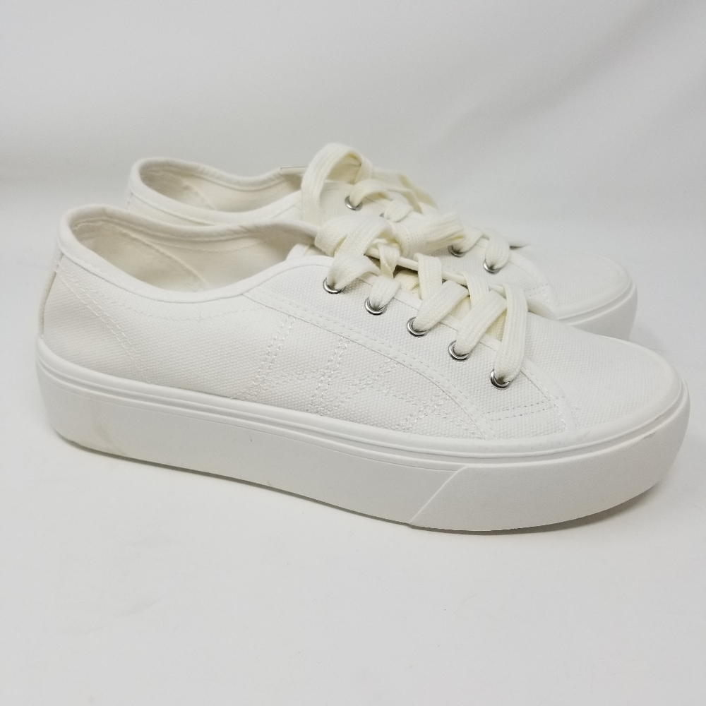 Madden Girl NEW White Canvas Platform Flats NWT